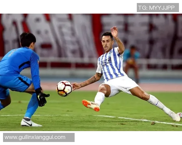 发现足球界未来之星：年轻天才崭露头角，挑战巨星宝座的风云之战